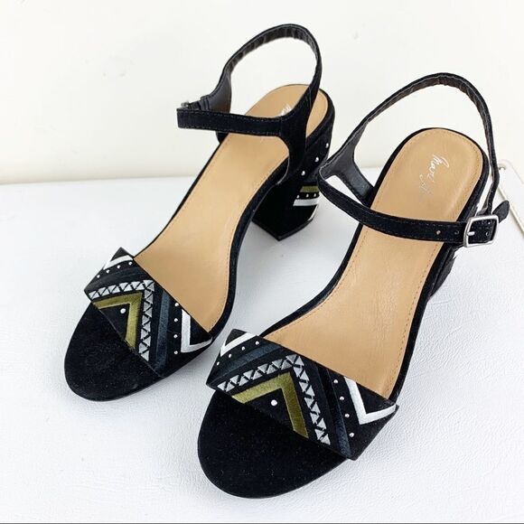 Mari A | 'Sloan' Embroidered Sandals Sz 8‎ - Picture 4 of 8